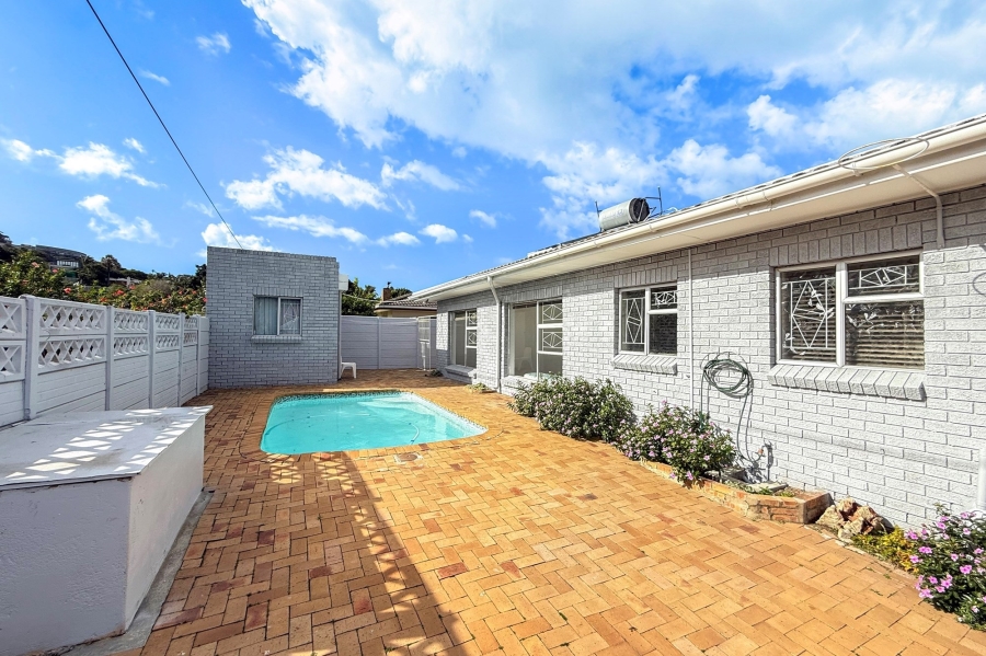 5 Bedroom Property for Sale in De Tijger Western Cape